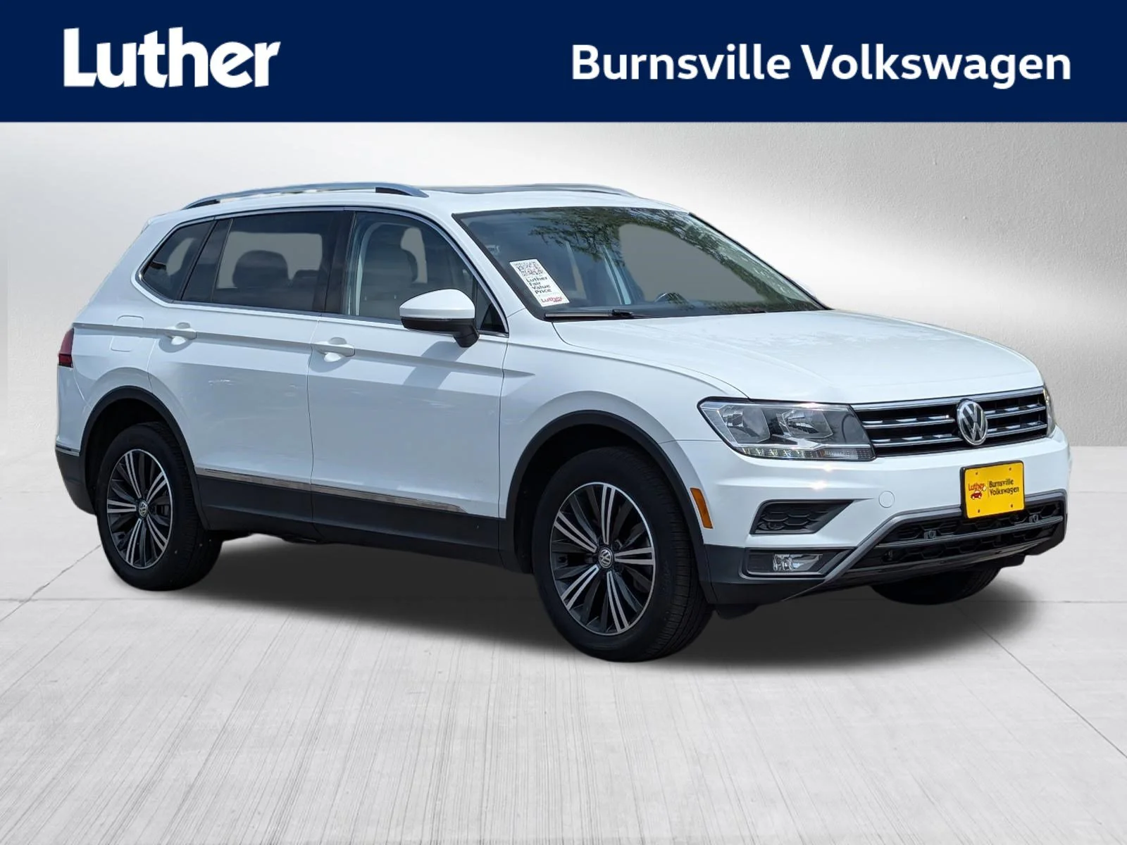 2019 Volkswagen Tiguan 2.0T SEL 4Motion's photo
