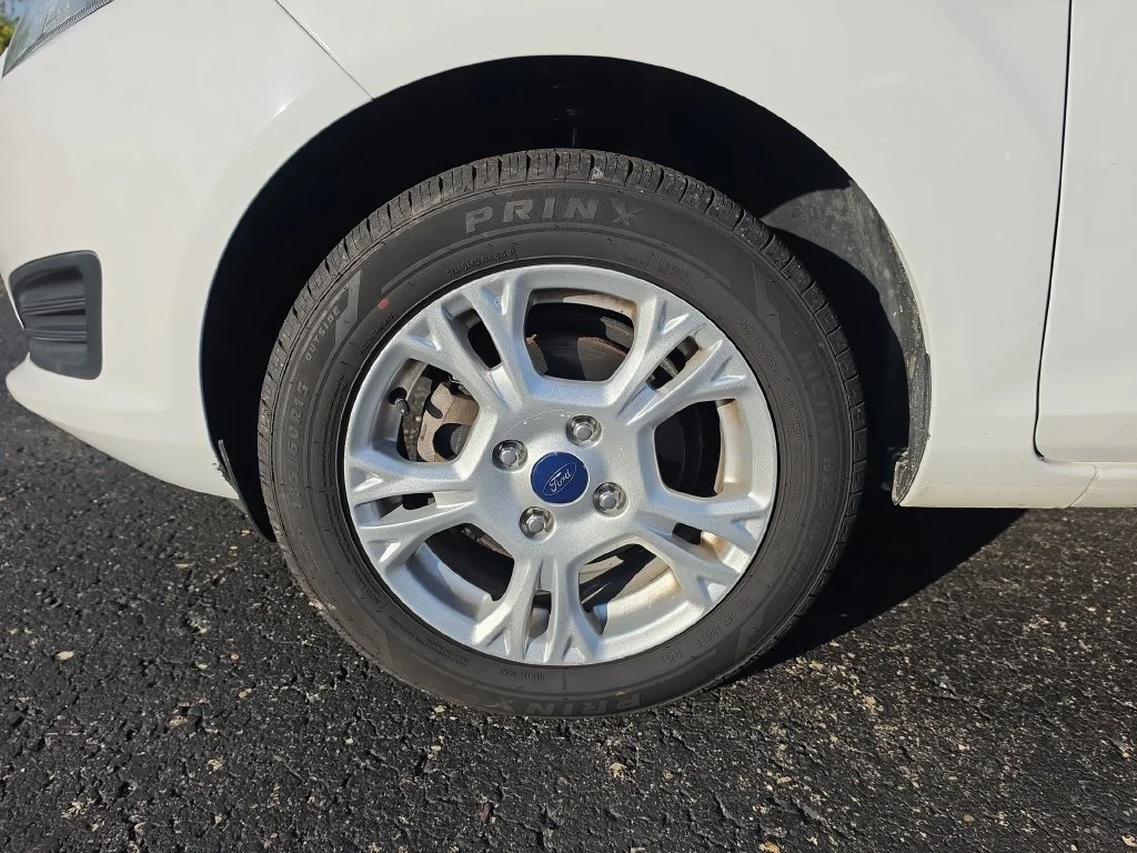 Used 2016 White Ford SE image 14