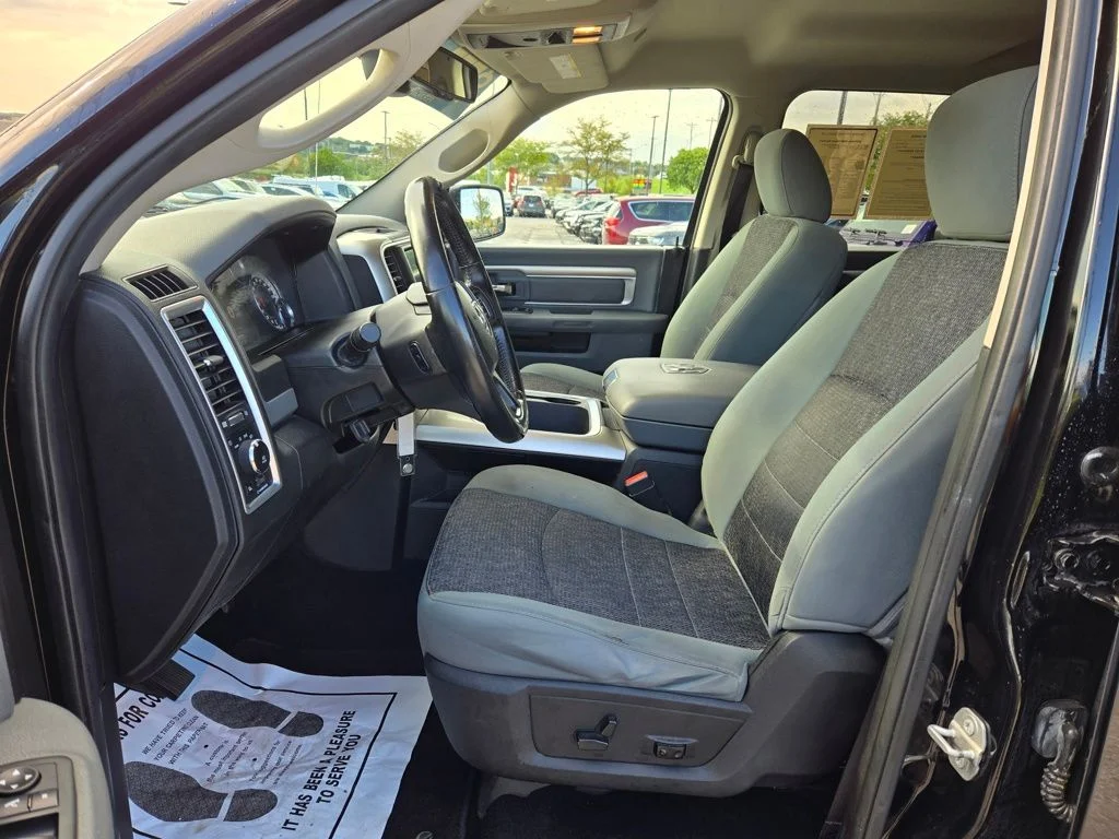 Used 2019 Black Ram Big Horn image 16