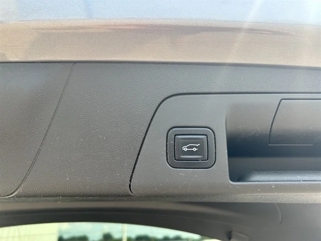 Certified Used 2022 GRAY BUICK Preferred image 7