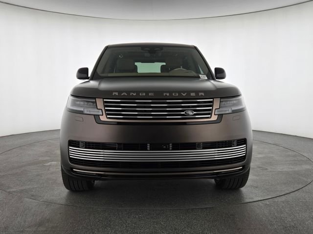 New 2026 Tourmaline Brown in Satin finish Land Rover SV image 8