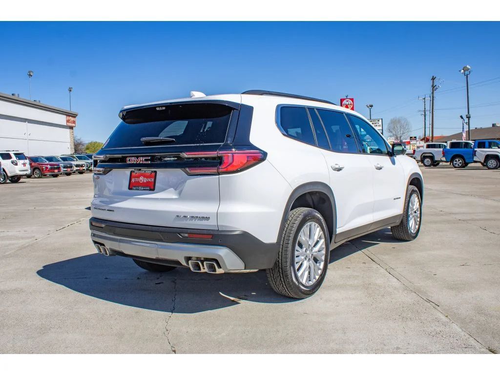 2026 GMC Acadia Elevation - Photo 7