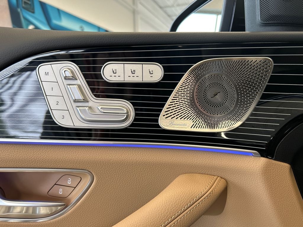 New 2026 Twilight Blue Metallic Mercedes-Benz GLS 450 image 11