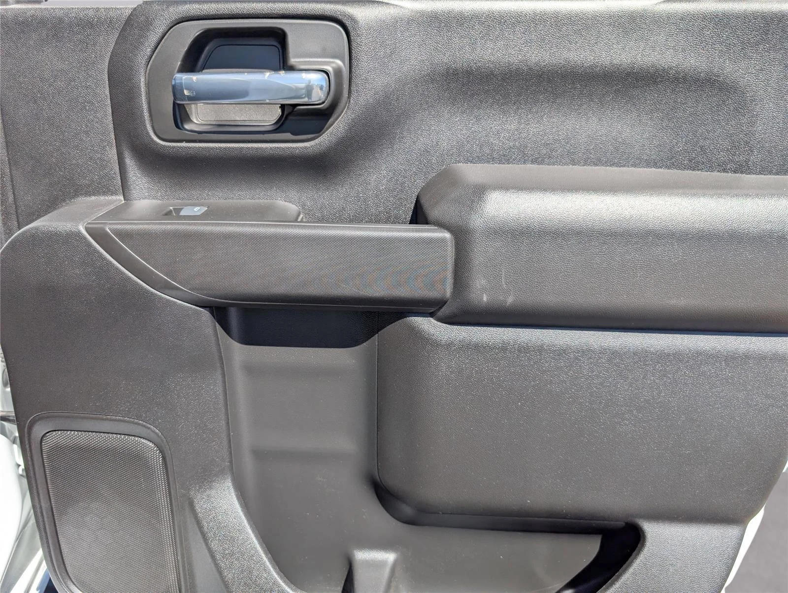 Used 2025 Summit White Chevrolet Custom image 36