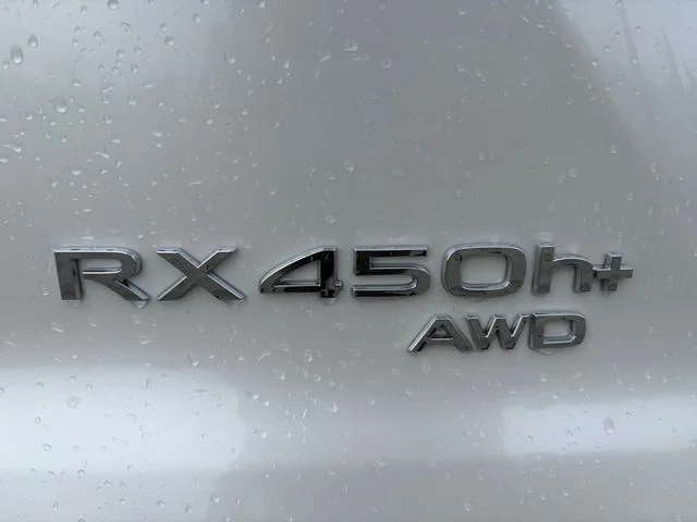 Used 2025 White Lexus 450h+ Luxury image 30