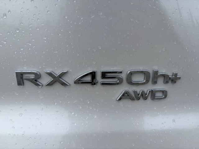 Used 2025 White Lexus 450h+ Luxury image 30