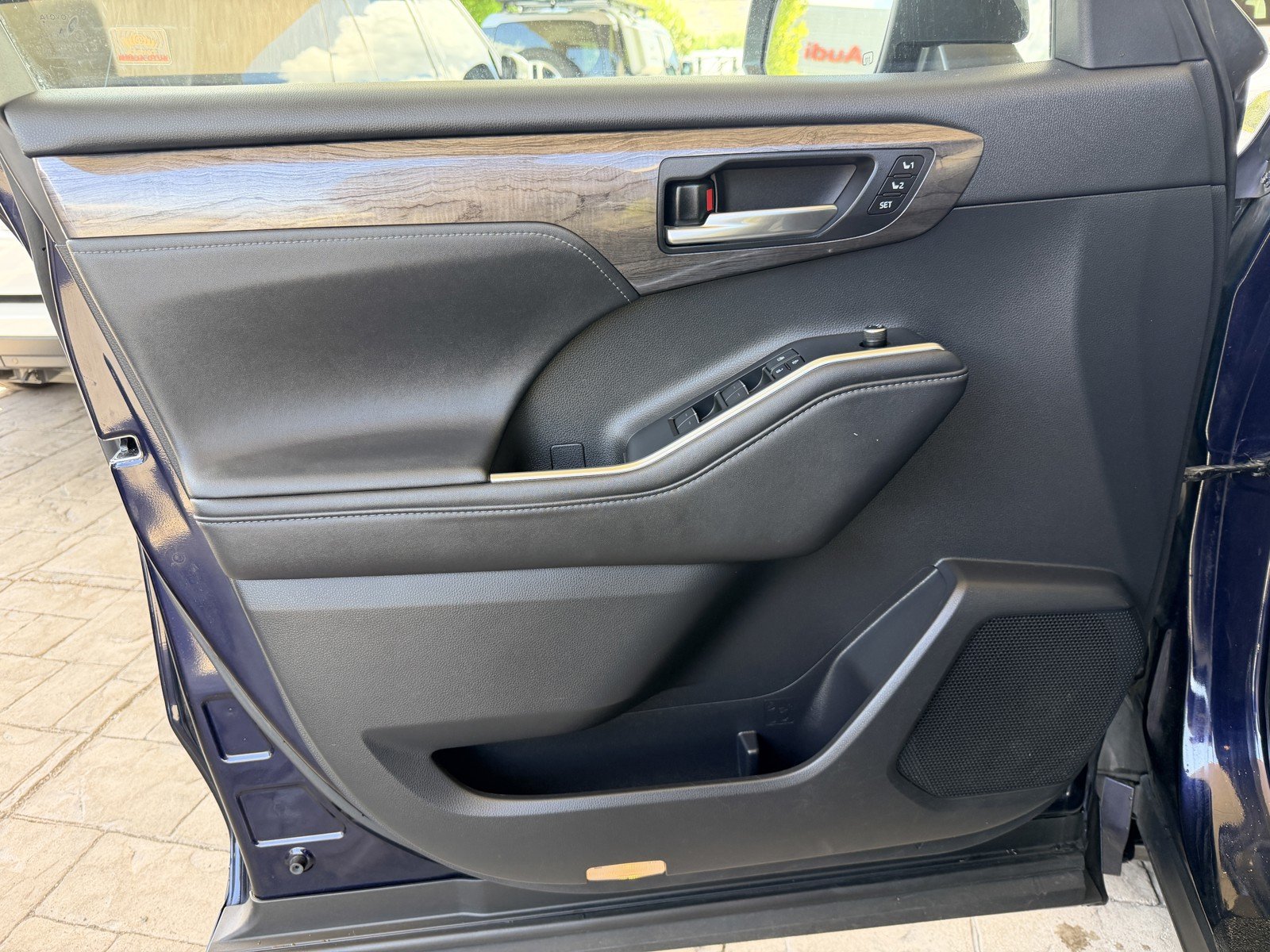 2020 Toyota Highlander Limited - Photo 18