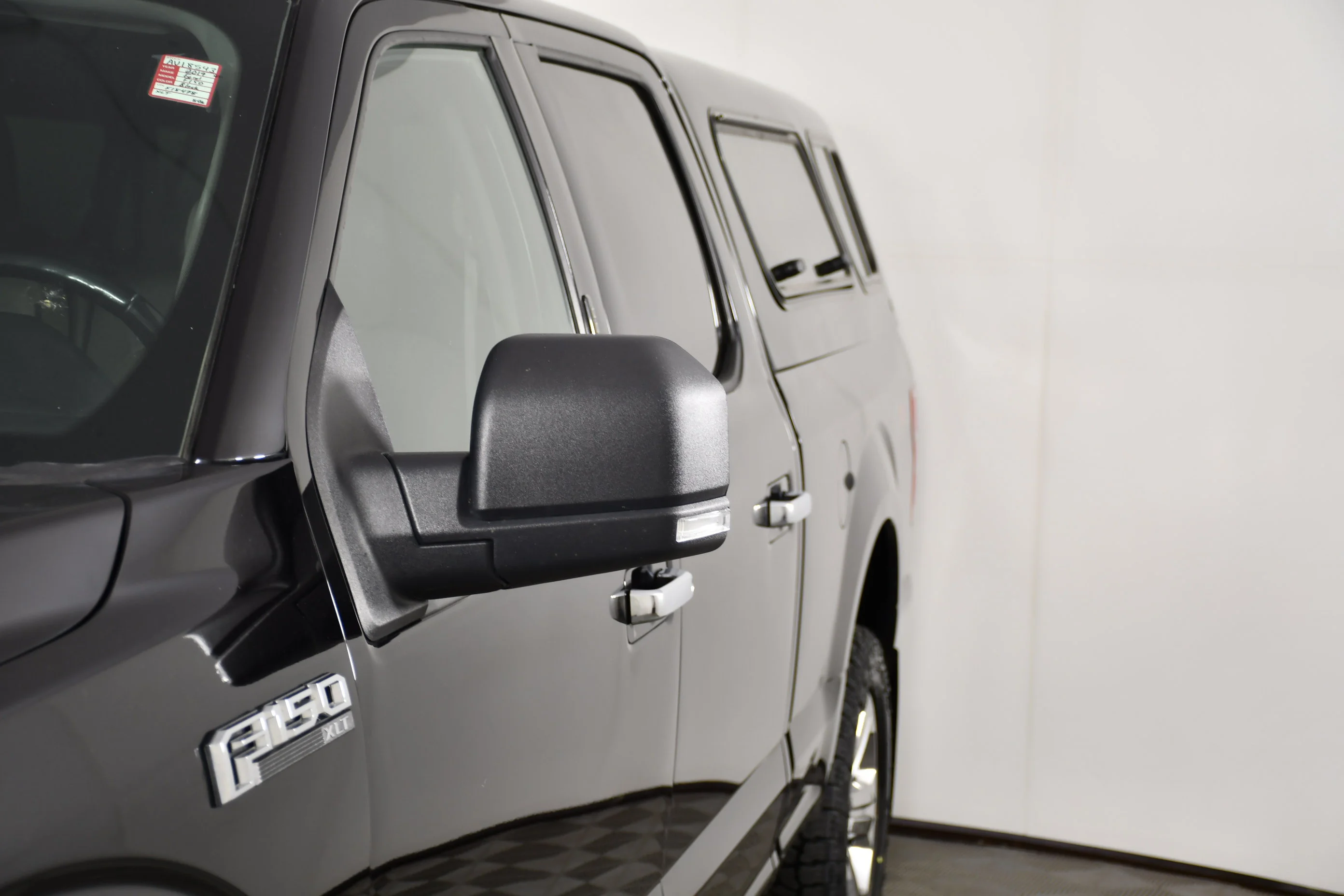 Used 2019 Black Metallic Ford XLT image 13
