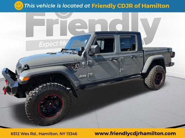 Used 2022 Gray Jeep Overland image 1