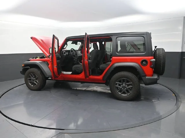 Used 2024 Red Jeep Sport S image 34