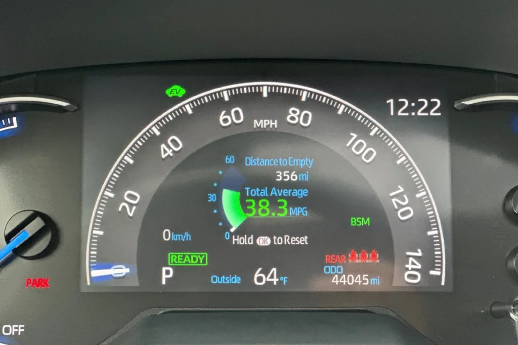 2024 Toyota RAV4 XLE Premium - Photo 26