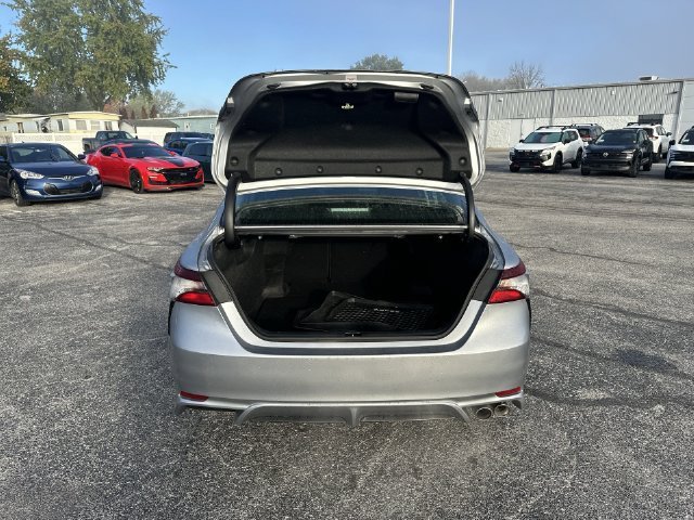 Used 2024  Toyota SE image 28