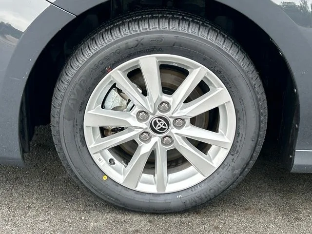 Certified Used 2025  Toyota LE image 10