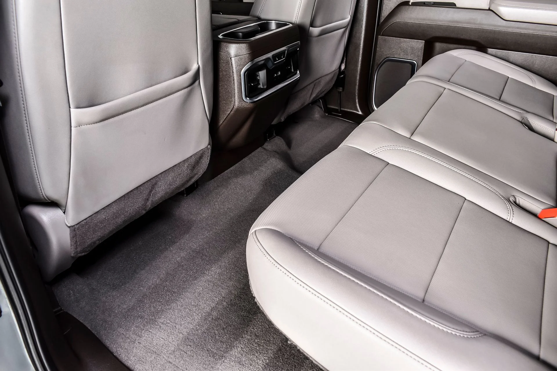 Used 2024 Sterling Gray Metallic Chevrolet LTZ image 19