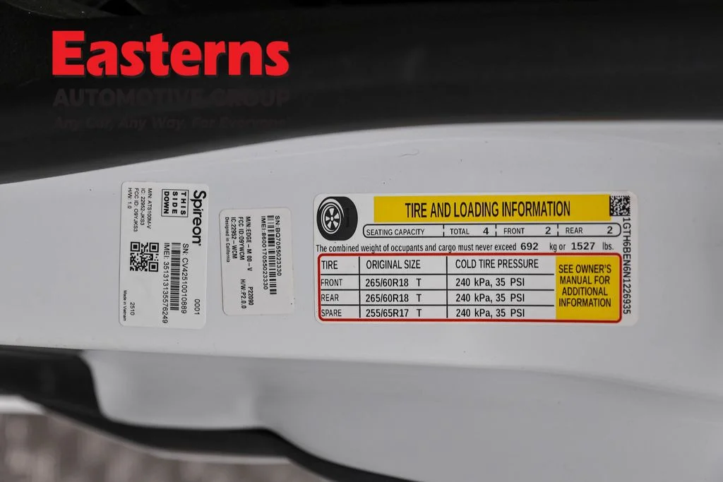 Used 2022 White GMC Elevation Standard image 33
