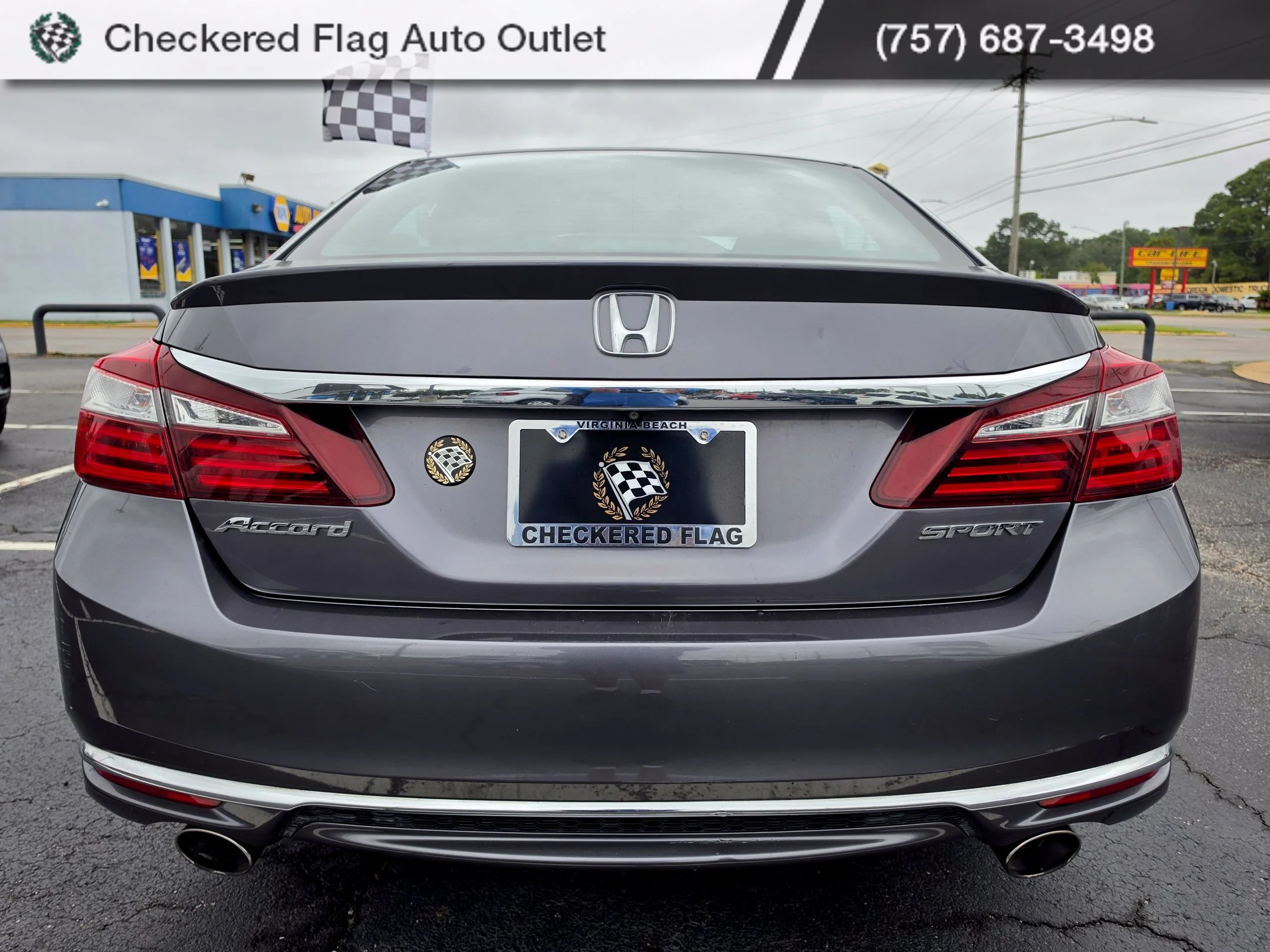 Used 2016 Modern Steel Metallic Honda Sport image 4