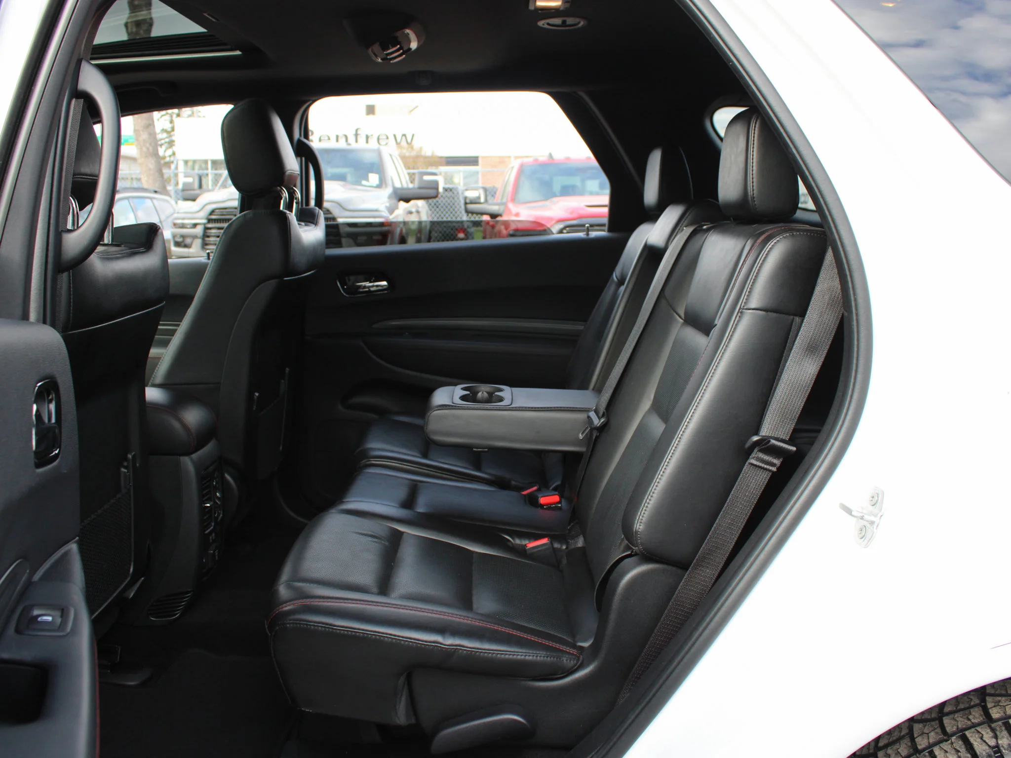 Certified Used 2025 White Dodge R/T * No Accidents | HEMI V8 | Heated/Vented Seats | Adaptive Cruise | Trailer Tow | Apple CarPlay image 17