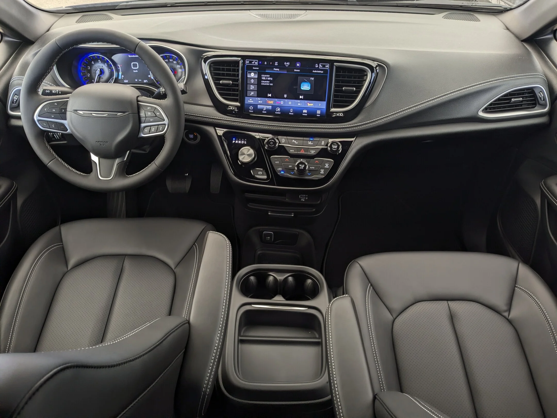 New 2027 Black Chrysler Select - - AWD - Safety Sphere Pkg - Stow n Go Seating - Heated Seats - Remote Start & More! image 24