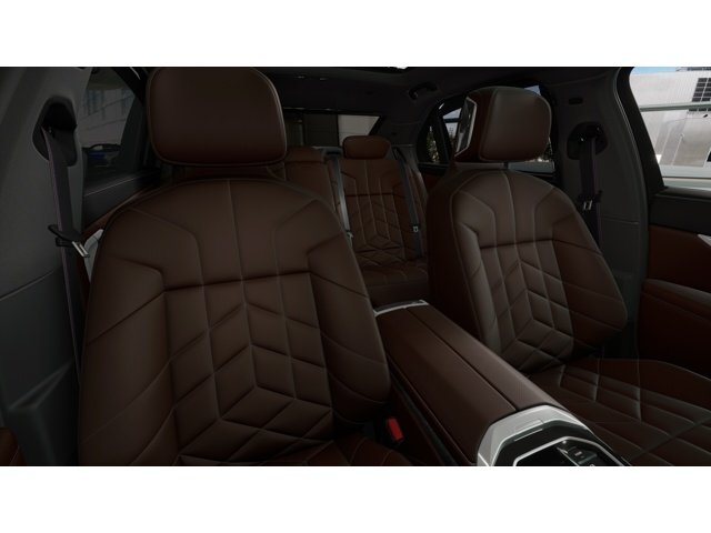 New 2026 Black BMW 750e image 11
