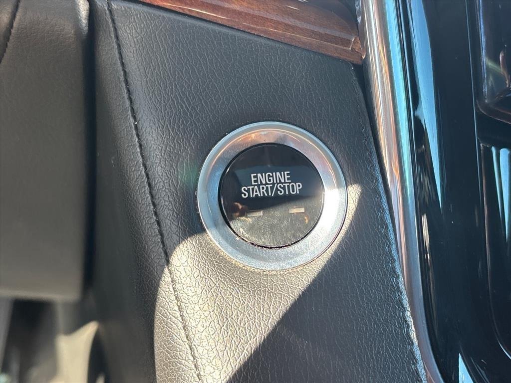 2015 Cadillac Escalade Luxury - Photo 18