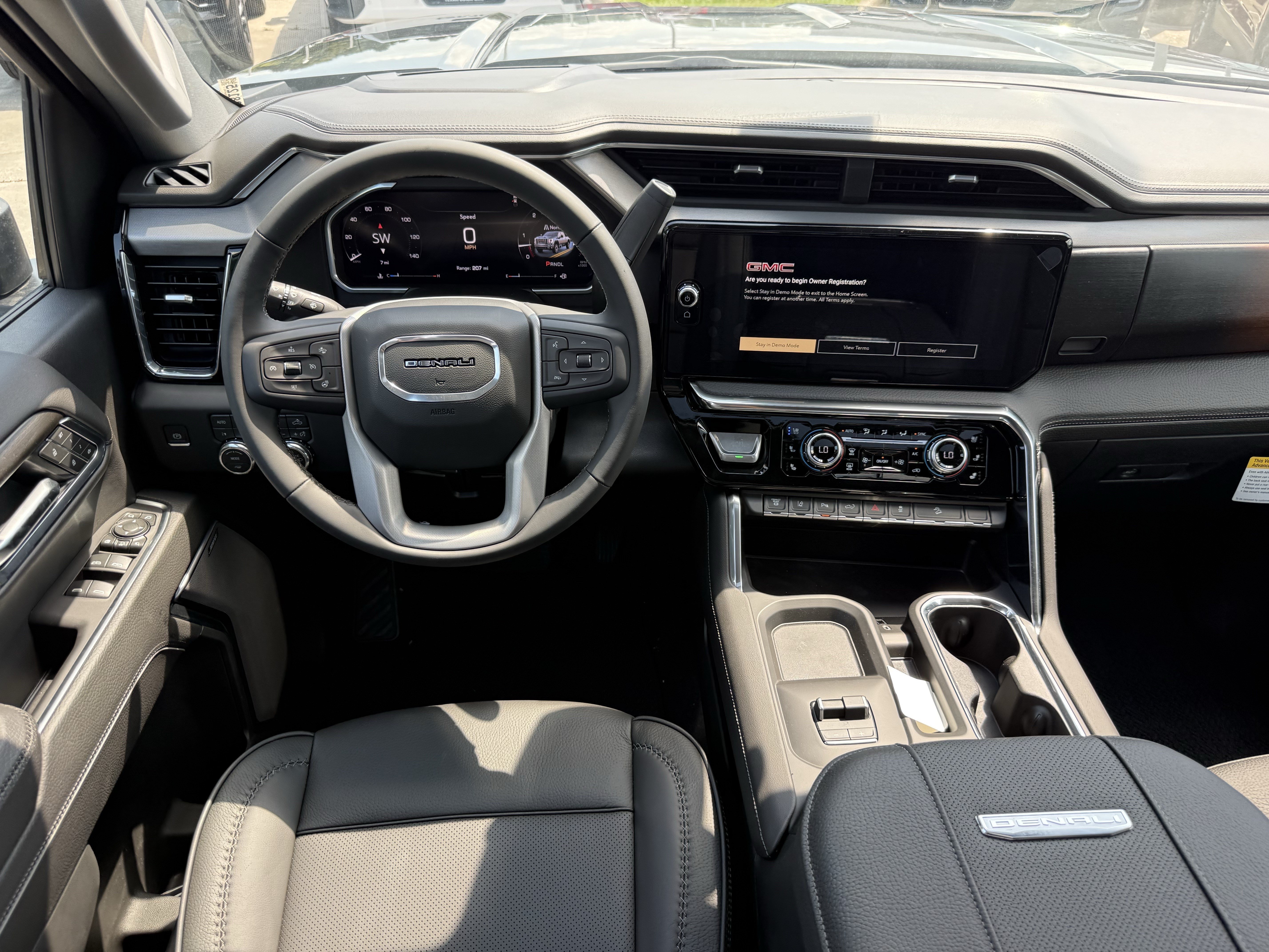 2026 GMC Sierra 2500HD Denali - Photo 10