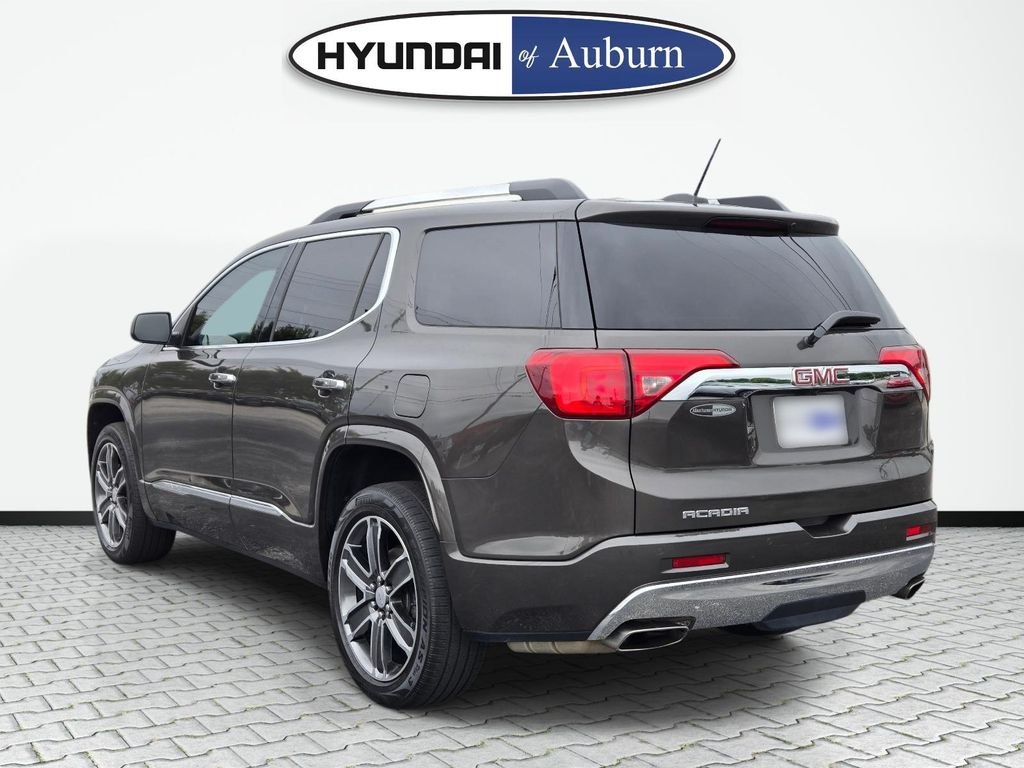 2019 GMC Acadia Denali - Photo 9