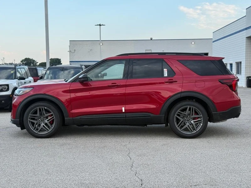 New 2026 Rapid Red Metallic Tinted Clearcoat Ford ST 4WD image 2