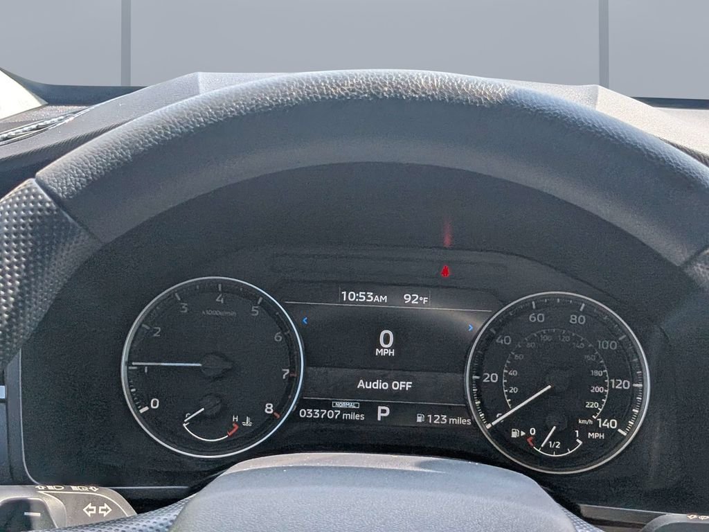 Used 2024  Mitsubishi ES image 27