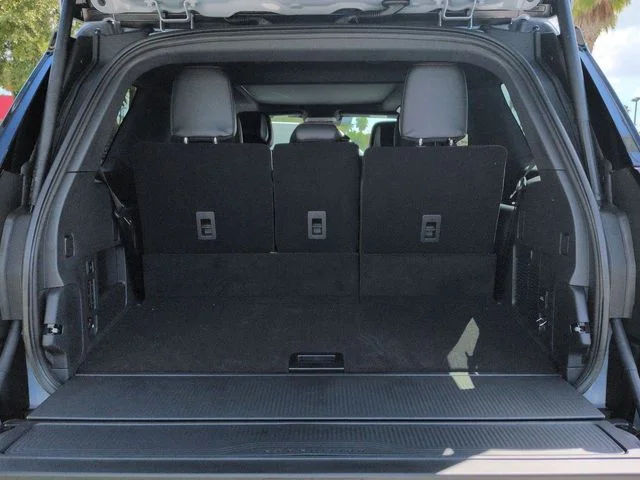 New 2026 Glacier Gray Metallic Tri-Coat Ford Tremor® image 13