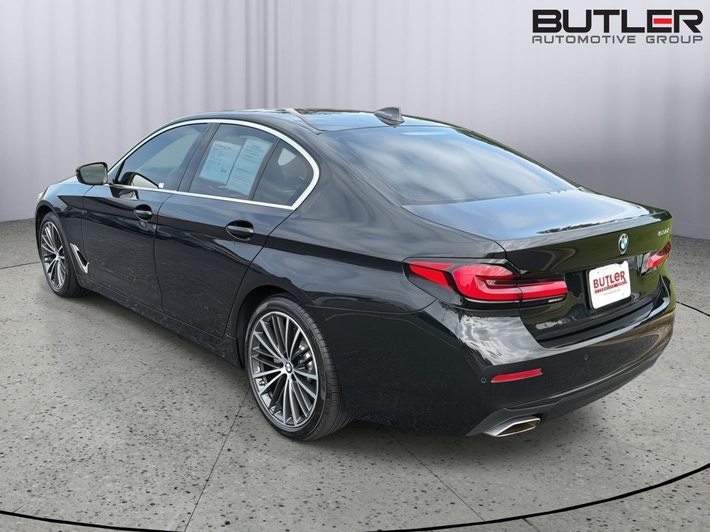 Used 2023 Black Sapphire Metallic BMW 530i image 4