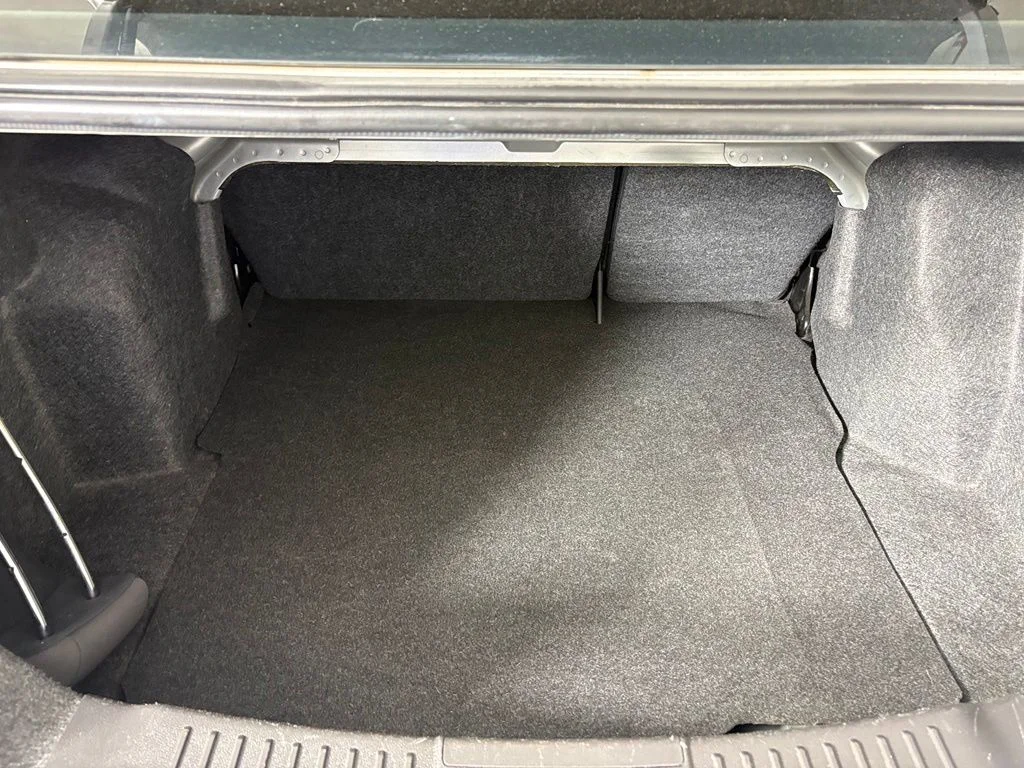 Used 2015 Silver Ford S image 29