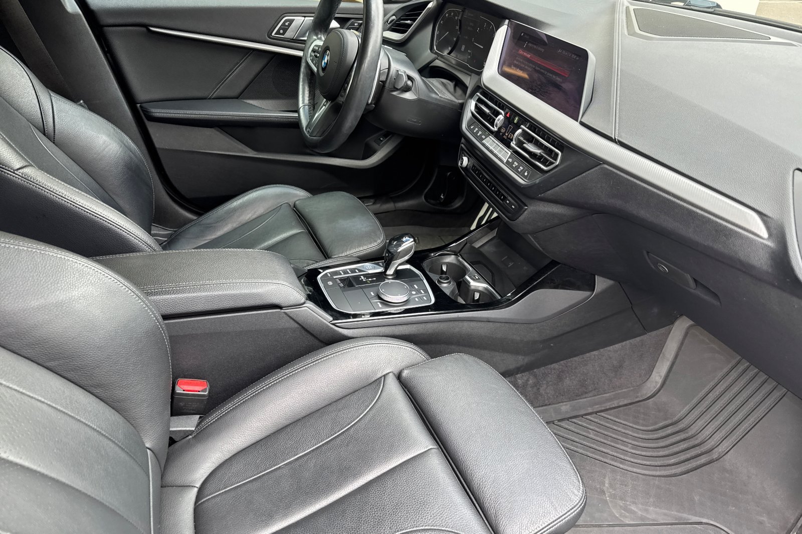 Used 2020 Black Sapphire Metallic BMW M235i xDrive image 15