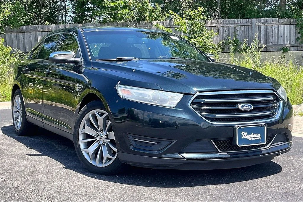 Used 2014 Blue Ford Limited image 33