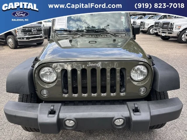 Used 2015 Green Jeep Unlimited Sport image 10