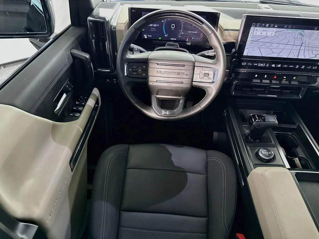 Used 2026 Black GMC 2X image 22