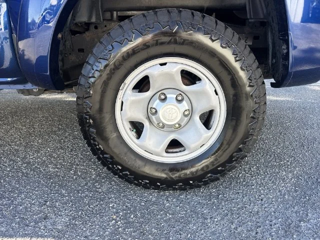 Used 2015 Blue Toyota PreRunner image 33