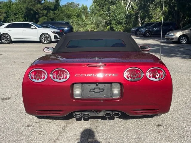 Used 2002 Magnetic Red Metallic II Chevrolet Base image 3