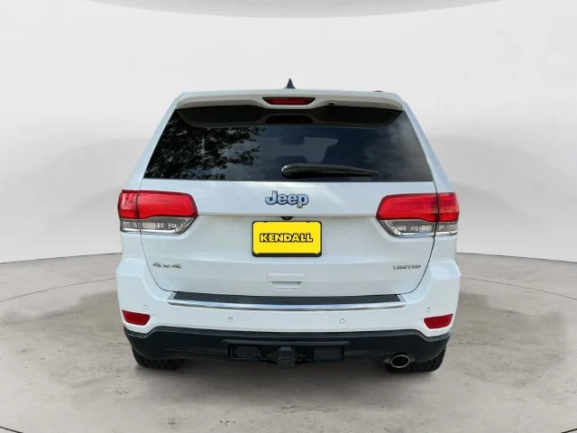 Used 2015 White Jeep Limited image 6