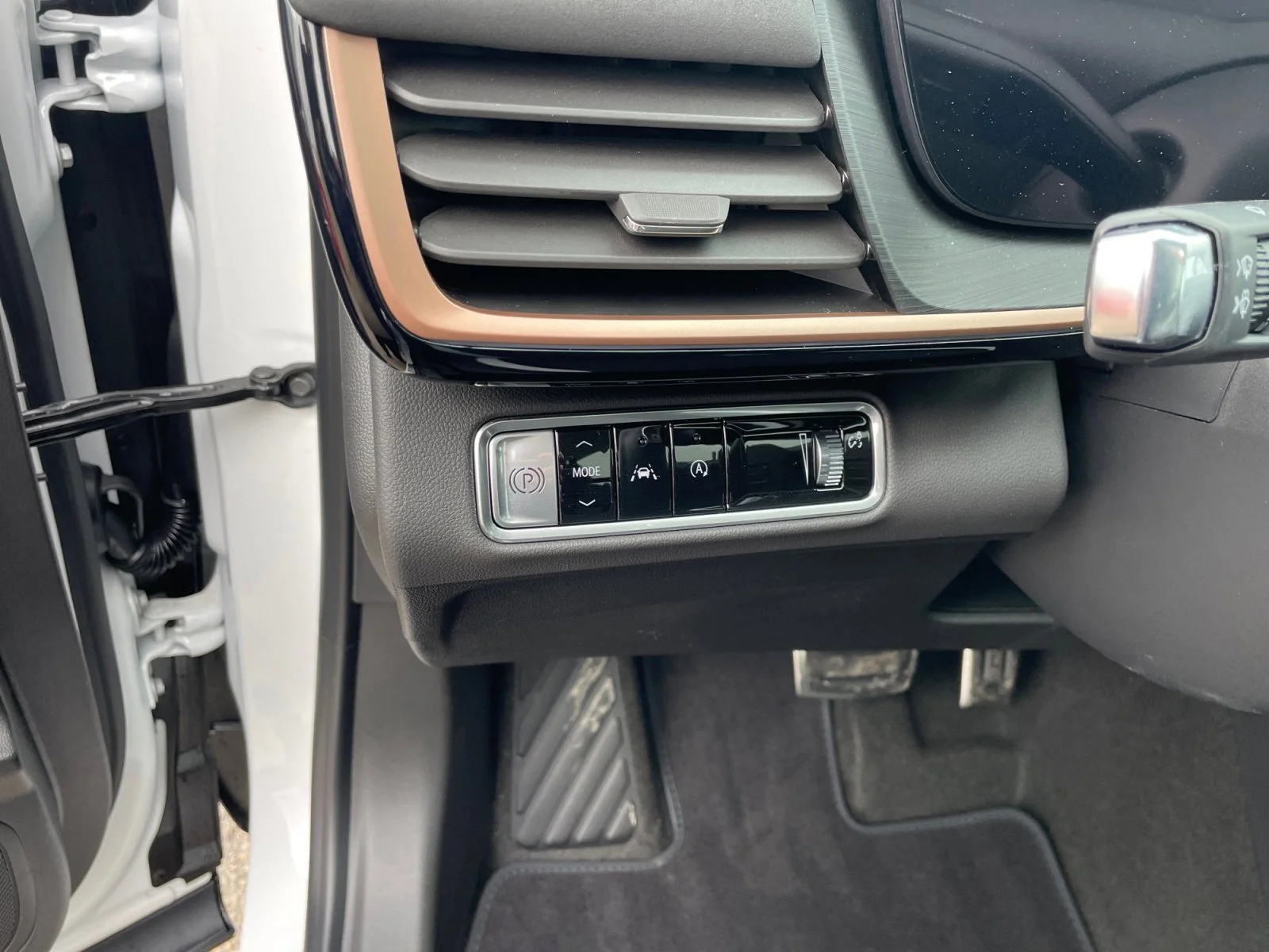 New 2026 Summit White Buick Sport Touring AWD image 16
