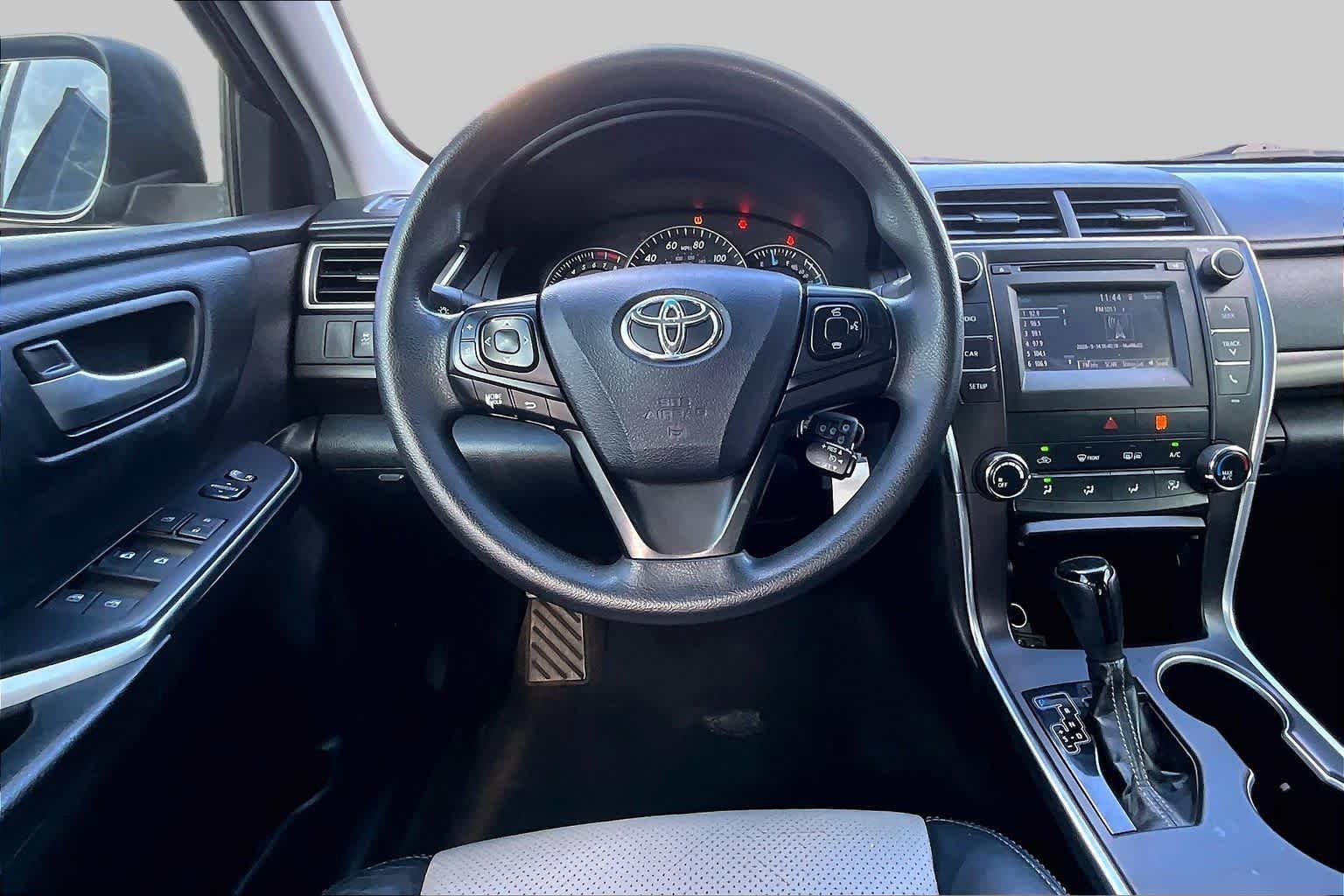 Used 2015 Cosmic Gray Mica Toyota LE image 6