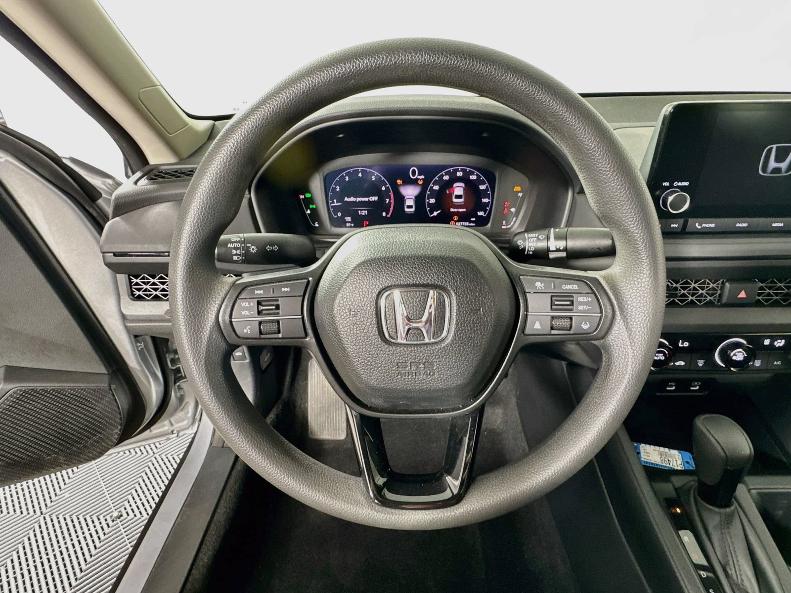 2024 Honda Accord LX - Photo 31