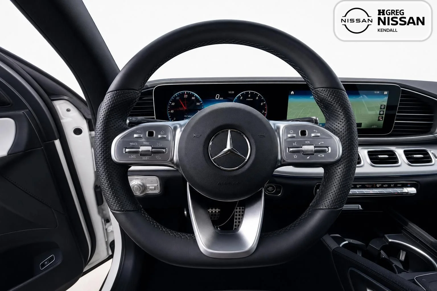 Used 2022 White Mercedes-Benz GLE 350 image 8