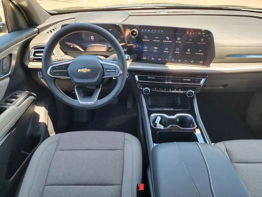 2025 Chevrolet Traverse LT - Photo 19