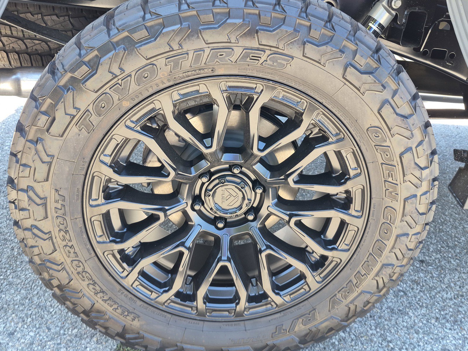 New 2026 Avalanche Ford XLT image 14