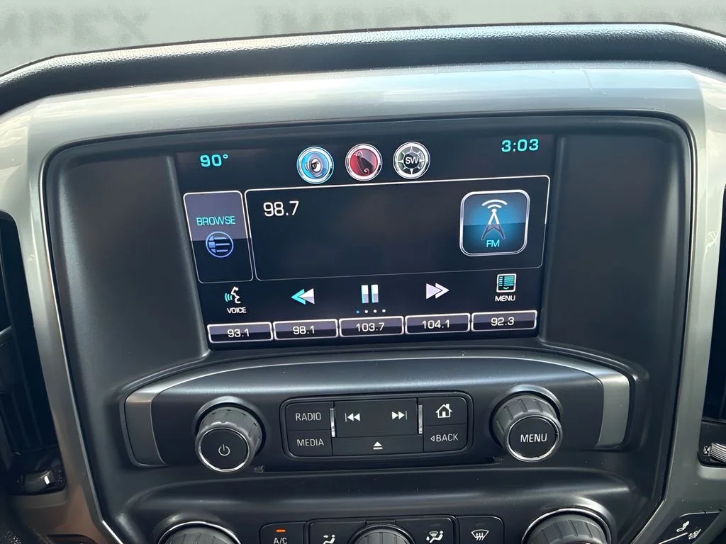 Used 2015 White Chevrolet LTZ image 14