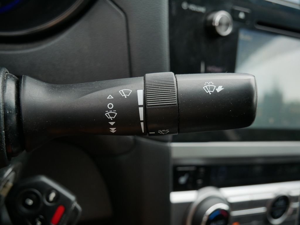 Used 2015 Black Subaru 2.5i image 21