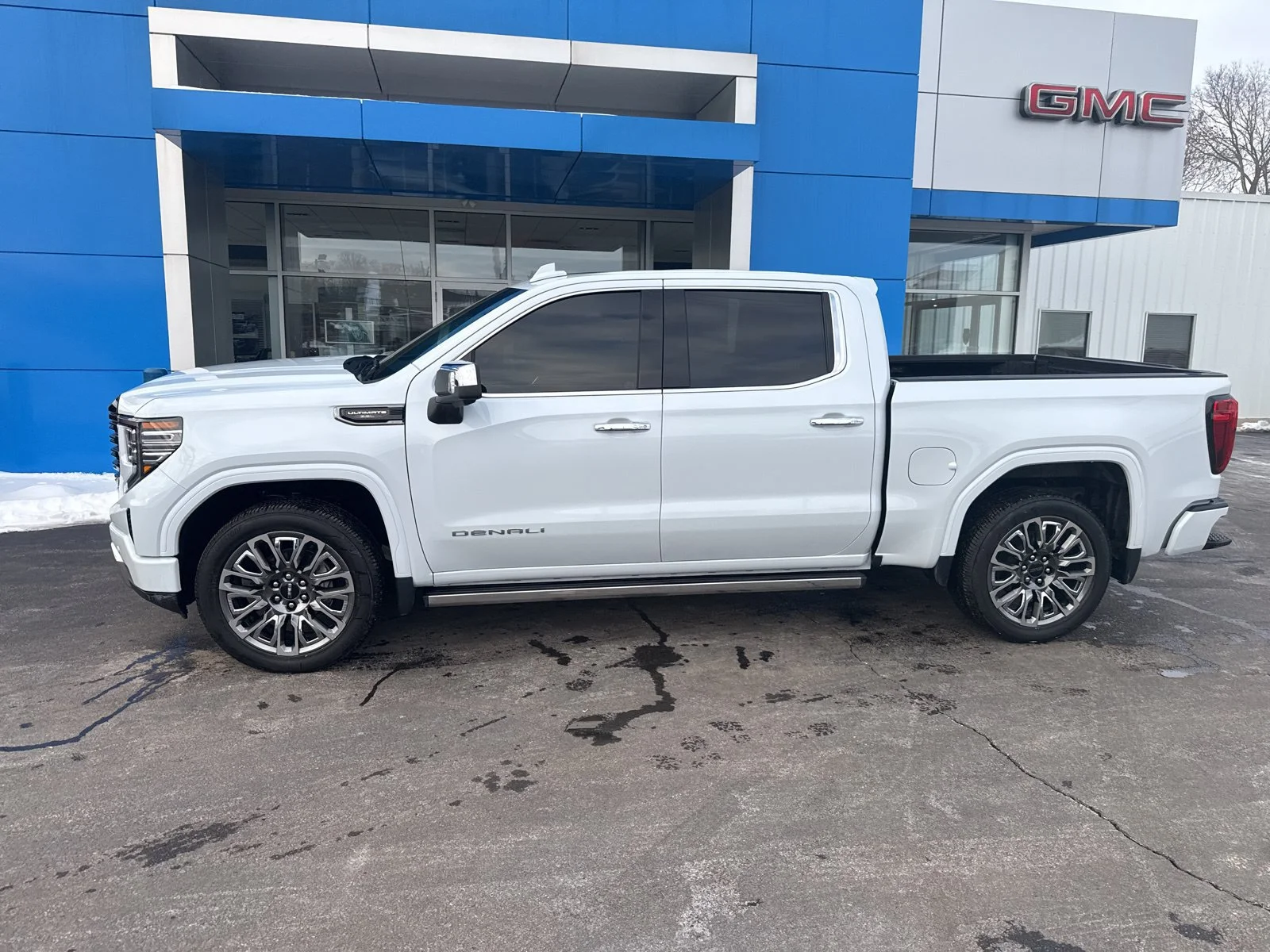 2026 GMC Sierra 1500 Denali Ultimate - Photo 3