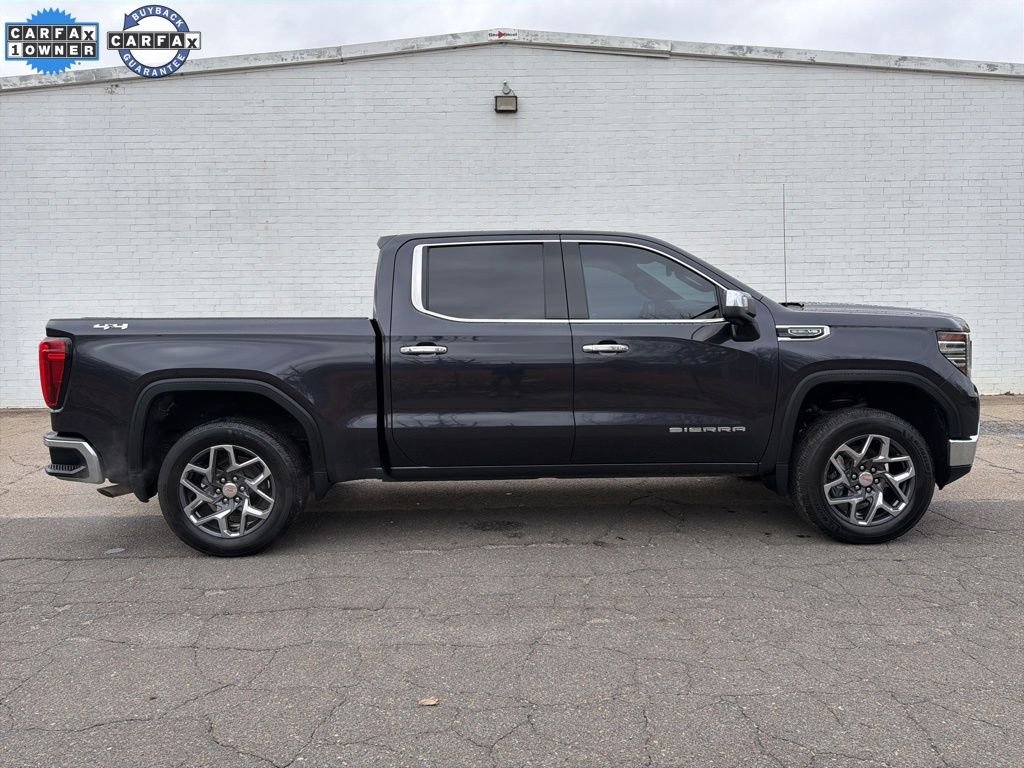 2022 GMC Sierra 4WD Crew Cab Short Box SLT's photo