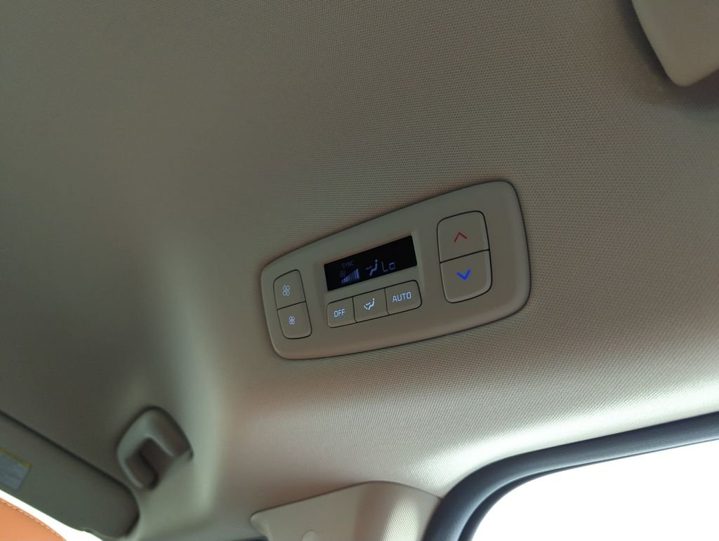 New 2026 Aurora Black Pearl Kia EX image 32