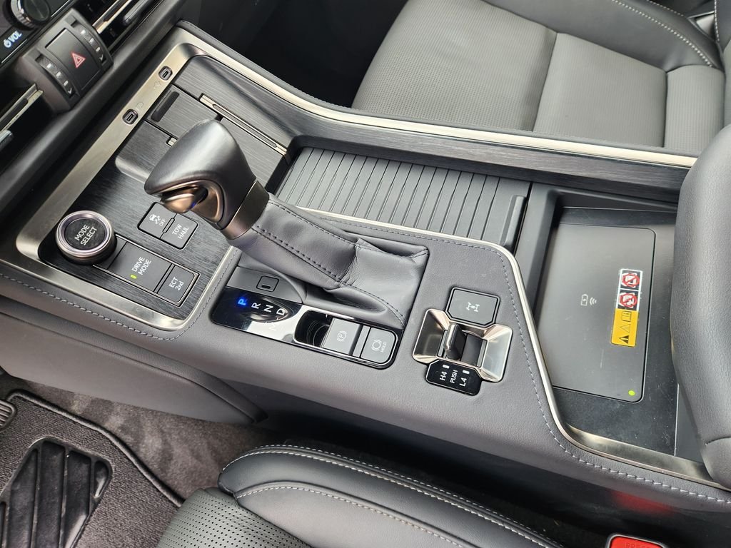 Certified Used 2025 Caviar Lexus 550 Luxury+ image 19
